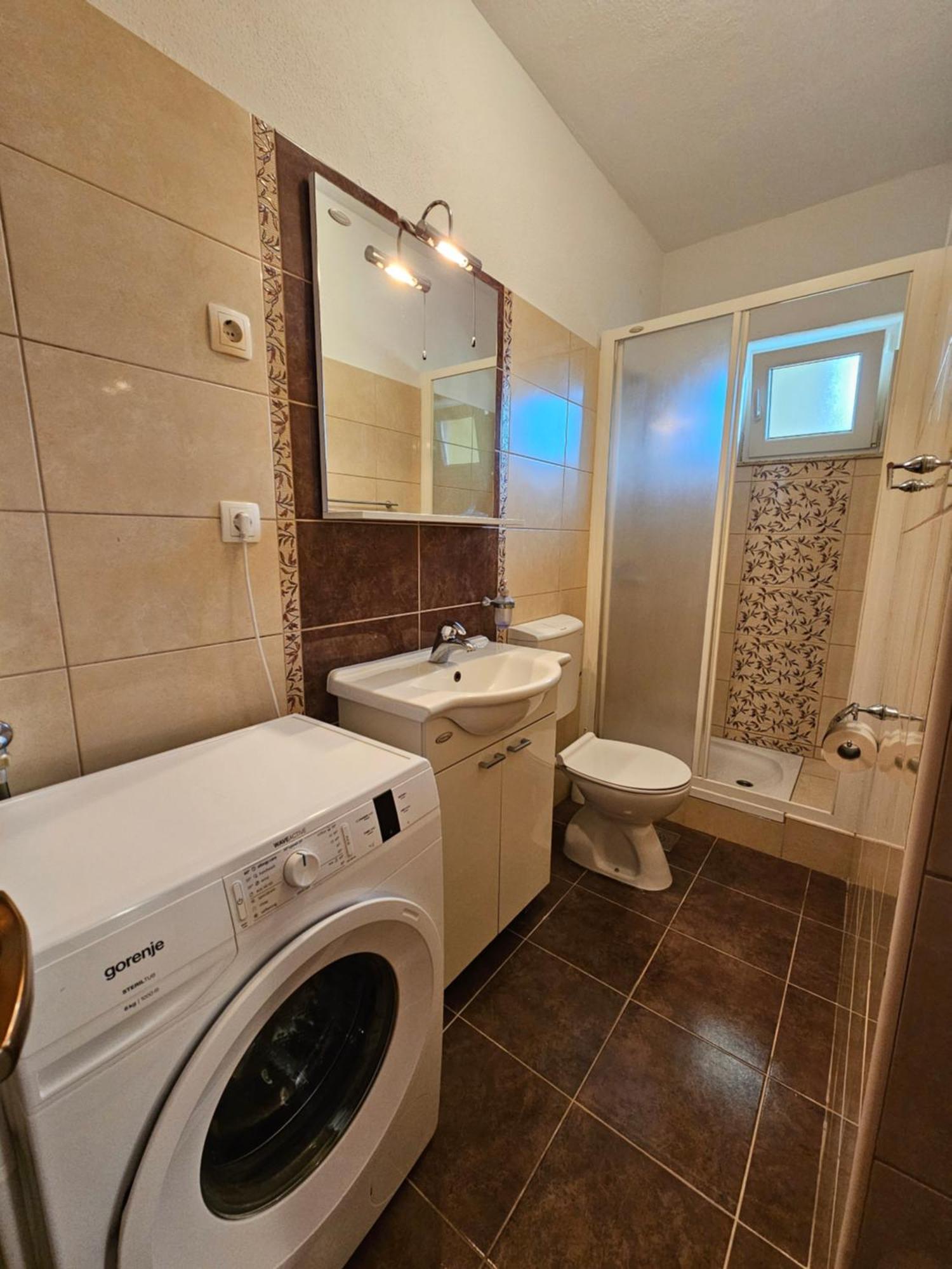 Apartmani Natasa 로크바 로고즈니차 외부 사진